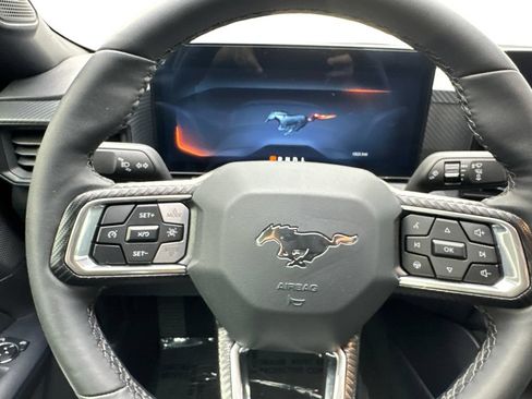 Used 2025 Ford Mustang Coupe RWD image 49