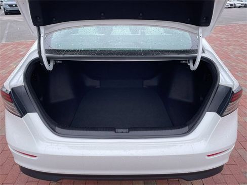 Certified 2023 Honda Accord EX image 27