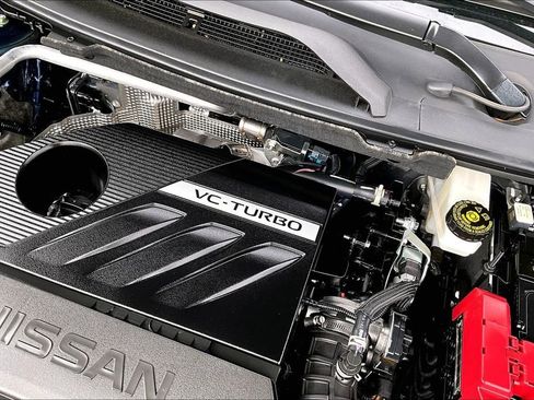 Used 2024 Nissan Rogue Platinum image 42