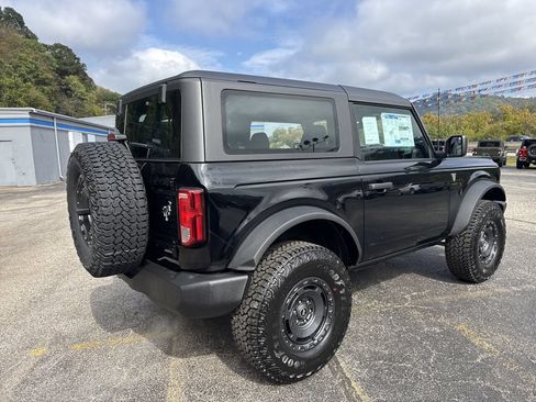 New 2025 Ford Bronco 2-Door w/ Sasquatch Package AWD/4WD image 4