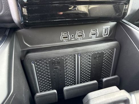 New 2026 RAM 1500 Laramie w/ Night Edition image 30