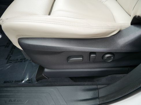 Used 2022 Subaru Ascent Limited w/ Technology Package AWD/4WD image 20