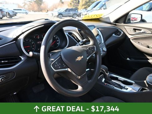 Used 2024 Chevrolet Malibu LT FWD image 13
