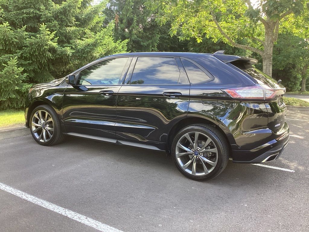 Used 2017 Ford Edge Sport w/ Equipment Group 401A AWD/4WD image 10