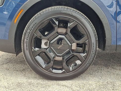 Certified 2025 Kia Sorento X-Line EX AWD/4WD image 8
