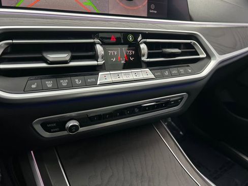 Used 2020 BMW X7 xDrive40i w/ Premium Package image 30