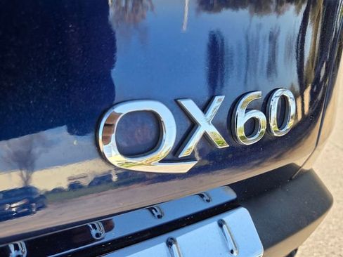Used 2023 INFINITI QX60 Sensory w/ Cargo Package image 17