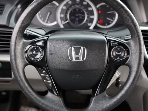 Used 2016 Honda Accord LX image 14