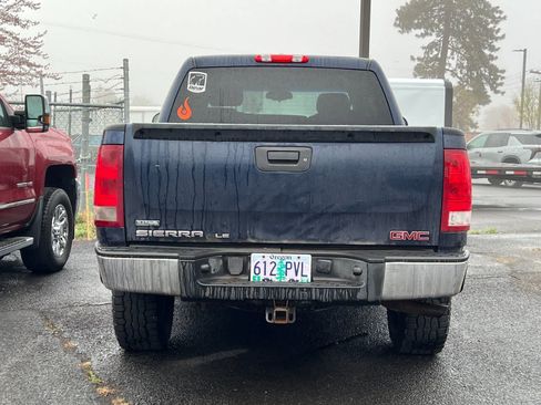 Used 2011 GMC Sierra 1500 SLE image 4