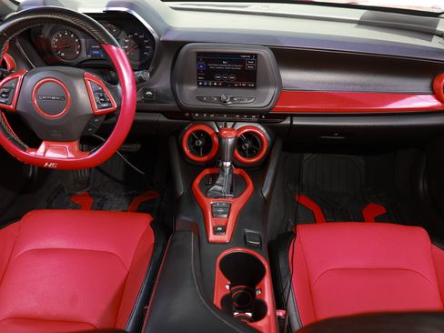 Used 2022 Chevrolet Camaro LT RWD image 25