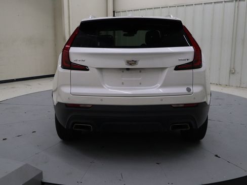 Used 2023 Cadillac XT4 Luxury w/ Cold Weather Package image 6