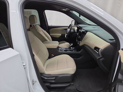 Used 2022 Chevrolet Traverse LS w/ Midnight/Sport Edition AWD/4WD image 12