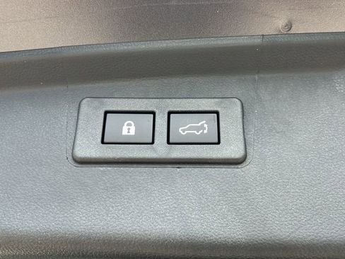Certified 2025 Subaru Outback Limited AWD/4WD image 13