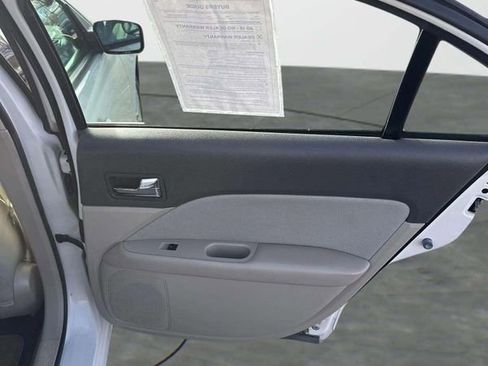 Used 2012 Ford Fusion S image 11