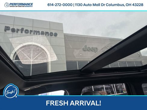 Used 2020 Jeep Grand Cherokee Limited w/ Luxury Group II image 21