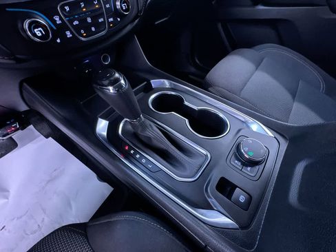 Used 2020 Chevrolet Traverse LT w/ Driver Confidence II Package image 31