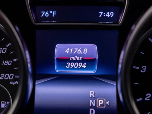 Used 2016 Mercedes-Benz GLE 63 AMG 4MATIC image 20