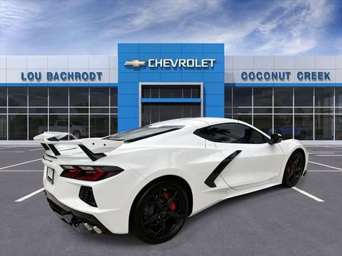 Used 2024 Chevrolet Corvette Stingray Coupe w/ 1LT RWD image 8