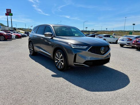 Used 2025 Acura MDX FWD w/ Technology Package image 8