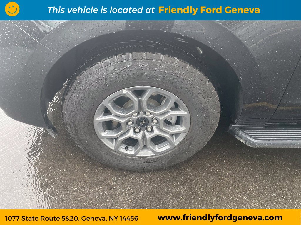 Used 2025 Ford Expedition Max Active AWD/4WD image 9