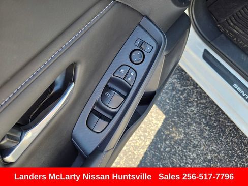 Used 2025 Nissan Sentra SV w/ All-Weather Package FWD image 22