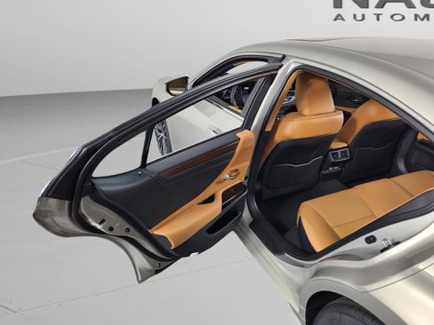 New 2025 Lexus ES 350 w/ Premium Package image 29
