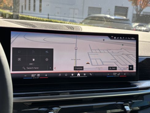 Used 2026 BMW X5 sDrive40i w/ M Sport Package image 28