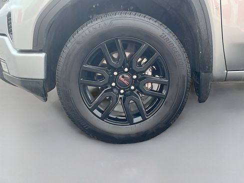 Used 2025 GMC Sierra 1500 Elevation image 28