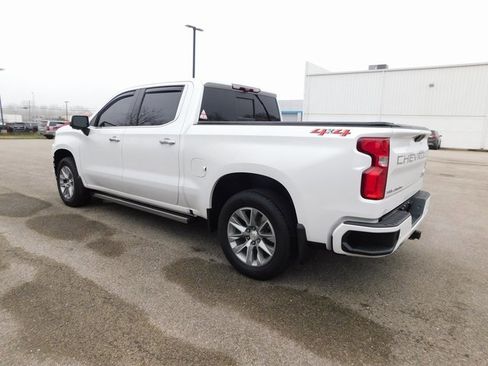 Used 2021 Chevrolet Silverado 1500 High Country w/ Technology Package image 10