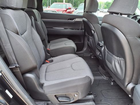 Used 2022 Hyundai Palisade SEL w/ Winter Package FWD image 20
