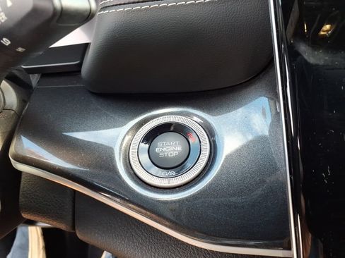 Certified 2023 Jeep Grand Cherokee Altitude AWD/4WD image 19