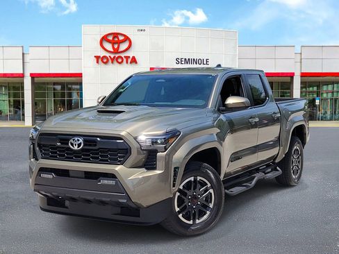 Used 2025 Toyota Tacoma TRD Sport RWD image 1