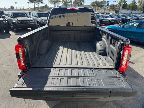 Used 2023 Ford F350 Lariat w/ Lariat Ultimate Package AWD/4WD image 10