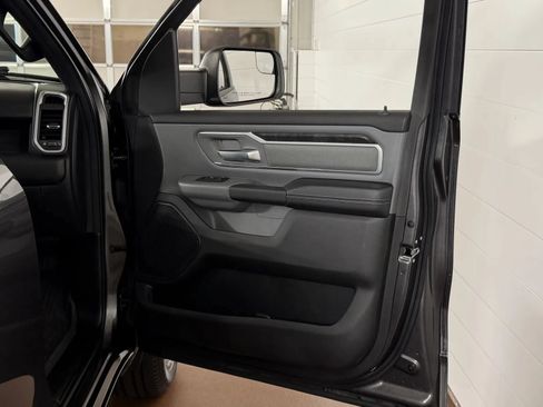 Used 2022 RAM 1500 Big Horn w/ Trailer Tow Group AWD/4WD image 33