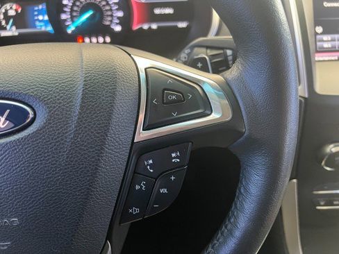 Used 2015 Ford Edge SEL w/ Equipment Group 201A AWD/4WD image 26