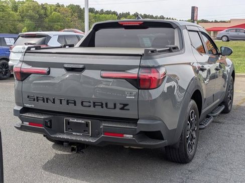 Used 2024 Hyundai Santa Cruz SEL AWD/4WD image 4