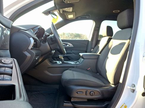 Used 2023 Chevrolet Traverse LT w/ LPO, Floor Liner Package image 13