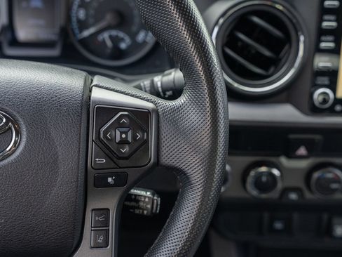 Used 2021 Toyota Tacoma TRD Off-Road AWD/4WD image 27