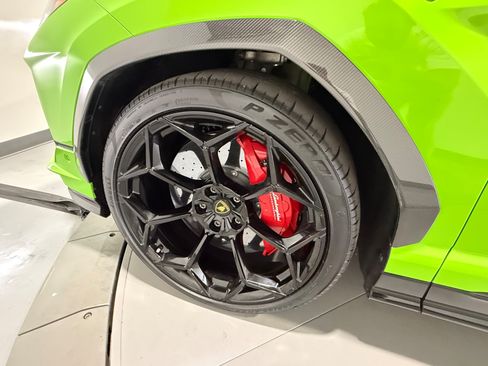 Used 2024 Lamborghini Urus Performante AWD/4WD image 6