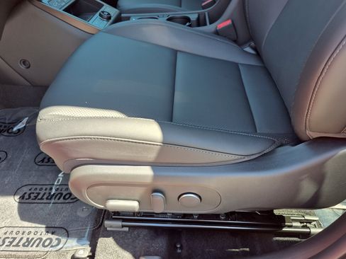 New 2026 Hyundai Kona SEL Premium FWD image 19