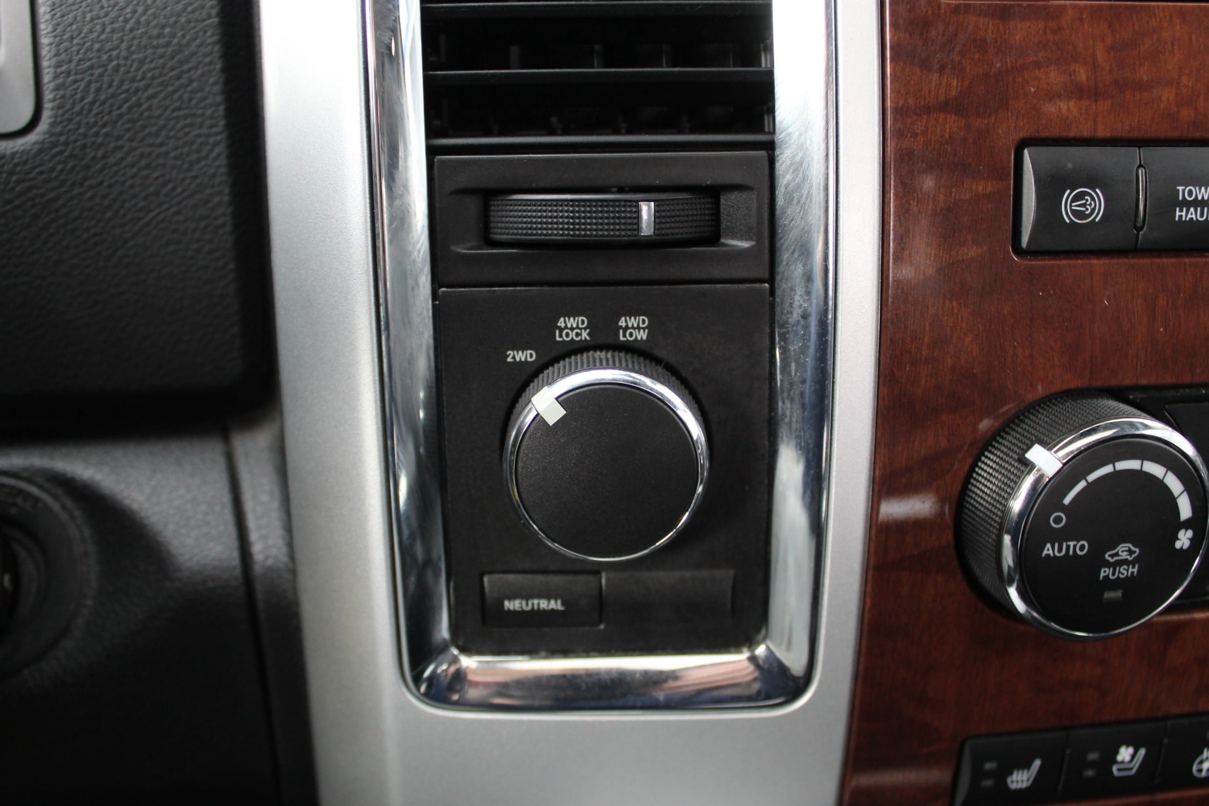 Used 2012 RAM 2500 Laramie w/ Protection Group AWD/4WD image 39