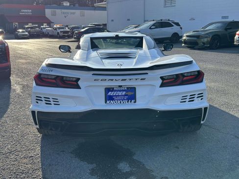 Used 2024 Chevrolet Corvette E-Ray w/ Stealth Interior Trim Package image 4