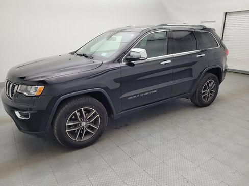 Used 2018 Jeep Grand Cherokee Limited AWD/4WD image 2