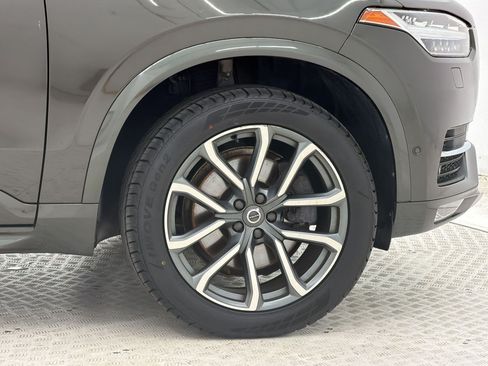Used 2018 Volvo XC90 T6 Momentum w/ Convenience Package AWD/4WD image 12