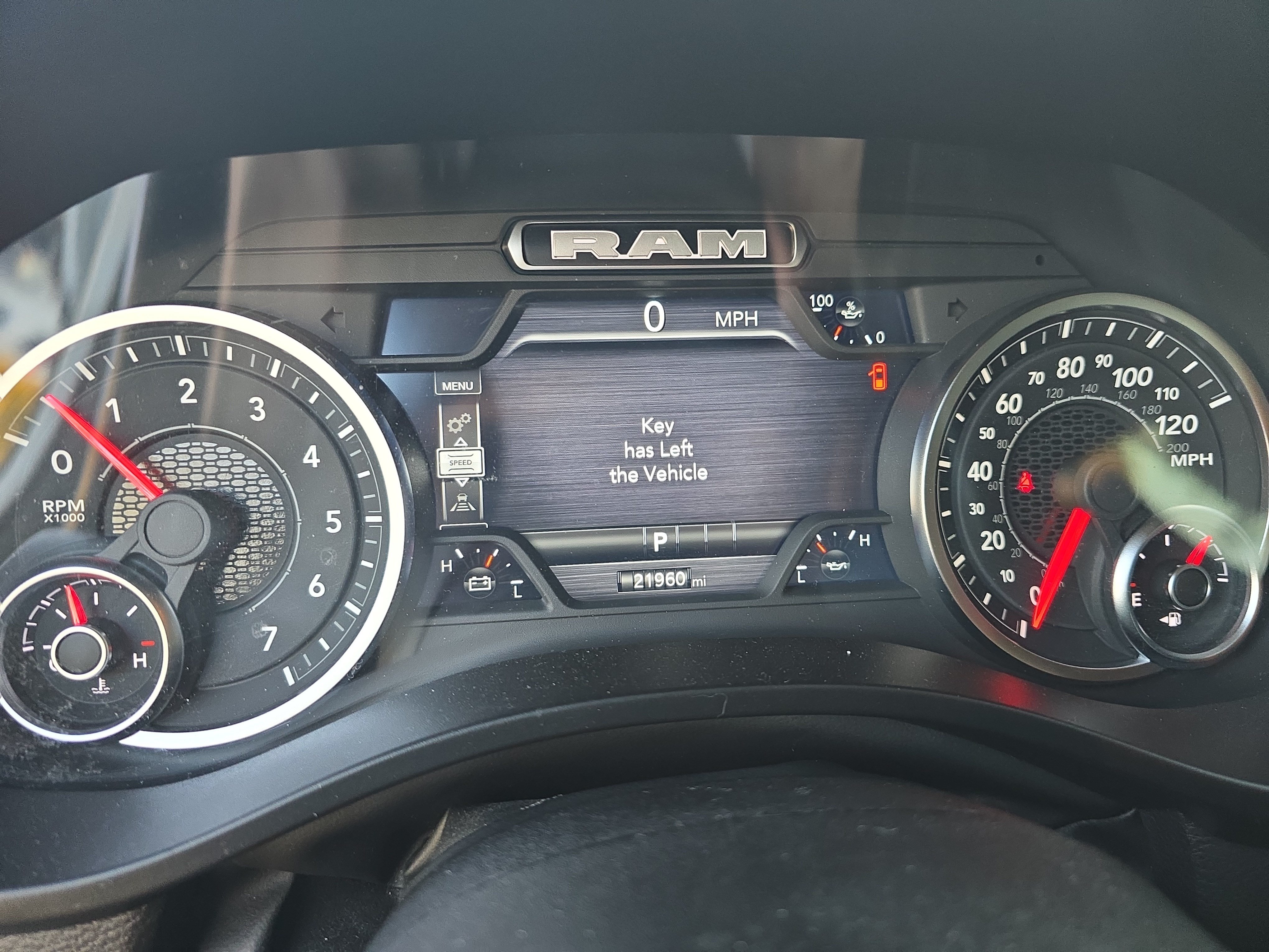 Used 2025 RAM 1500 Warlock AWD/4WD image 19