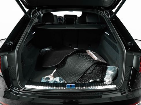 New 2026 Audi SQ8 Prestige image 40