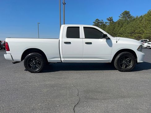 Used 2018 RAM 1500 Express image 4