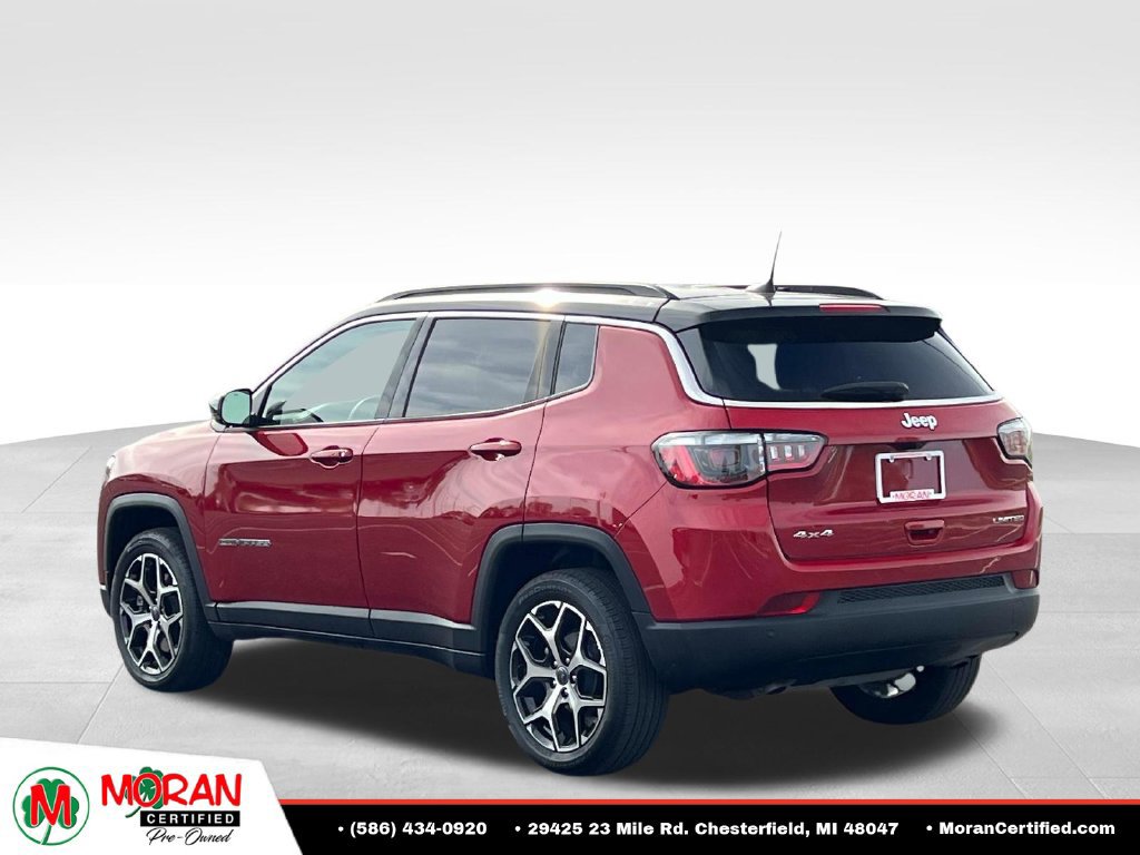Used 2025 Jeep Compass Limited AWD/4WD image 4