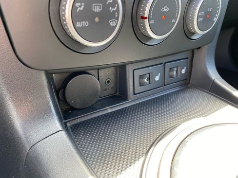 Used 2012 MAZDA MX-5 Miata Grand Touring w/ Premium Pkg RWD image 37