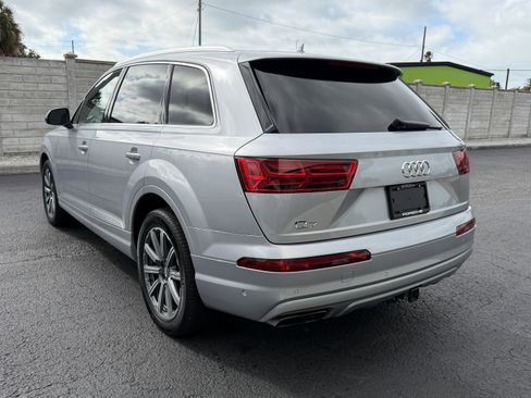Used 2019 Audi Q7 3.0T Prestige w/ Prestige Package image 3